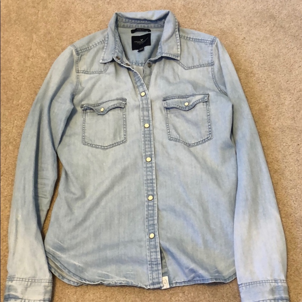 AE Chambray shirt
